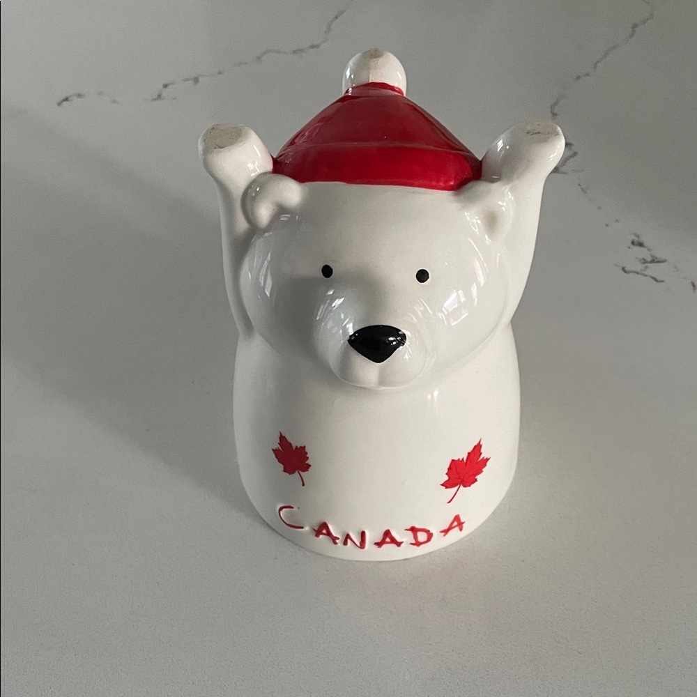 CANADA polar bear mug / decoration